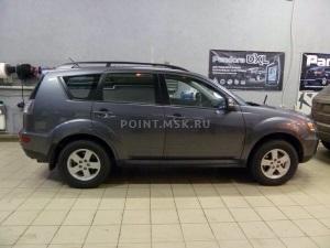   Mitsubishi Outlander XL  Infinity 10