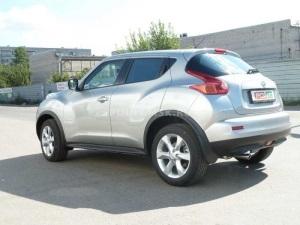   Nissan Juke  Infinity 10