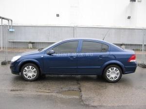   Opel Astra  SunTek HP 15