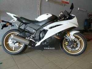    Yamaha R6